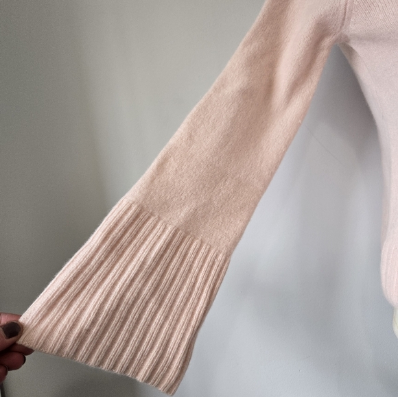 HUDSON'S BAY Cashmere Open Neck Pink Women's Sweater. Size Small - Picture 3 of 11